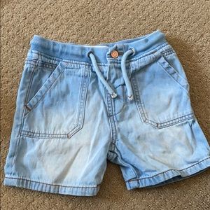 Zara baby boy shorts. 18/24 month. Great condition